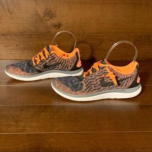 Nike Free 4.0 V5 Print Running Shoe, size 7.5